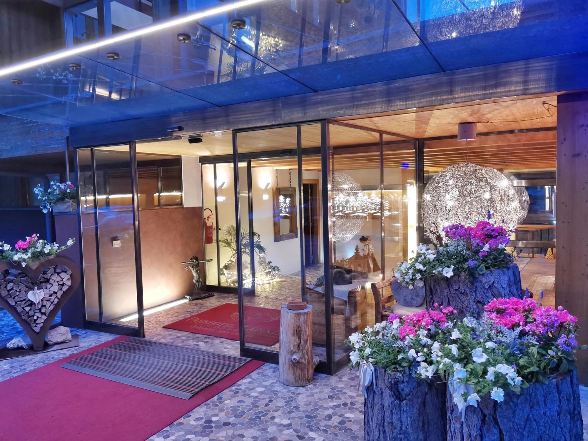 Parkhotel Ladinia San Vito di Cadore Esterno foto