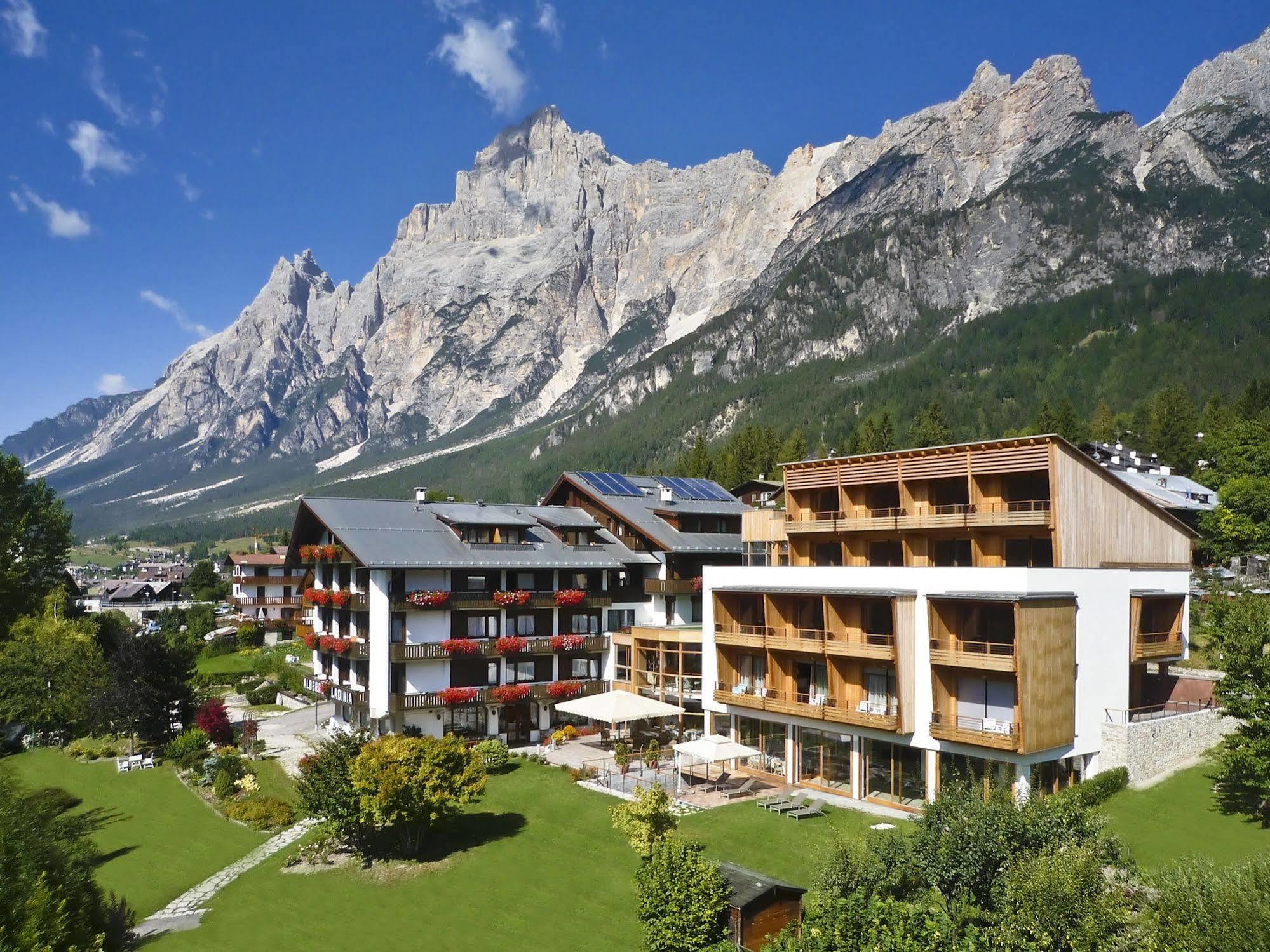 Parkhotel Ladinia San Vito di Cadore Esterno foto